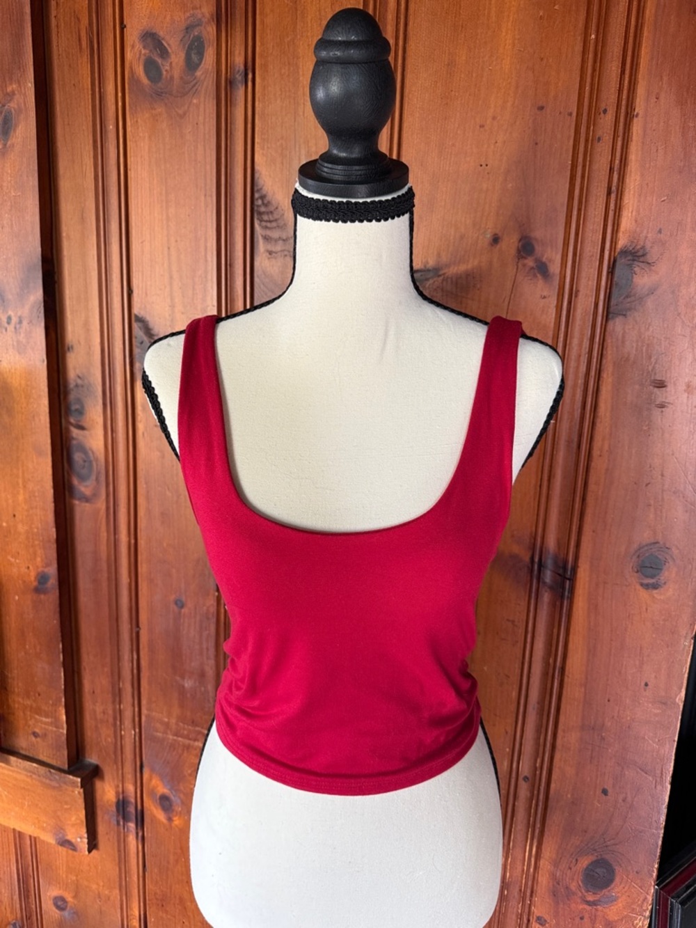 Sincerely Jules Red Scoop Neck Crop Tank
